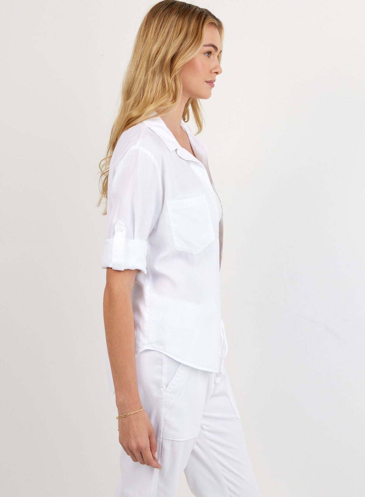 SPLIT BACK BUTTON DOWN