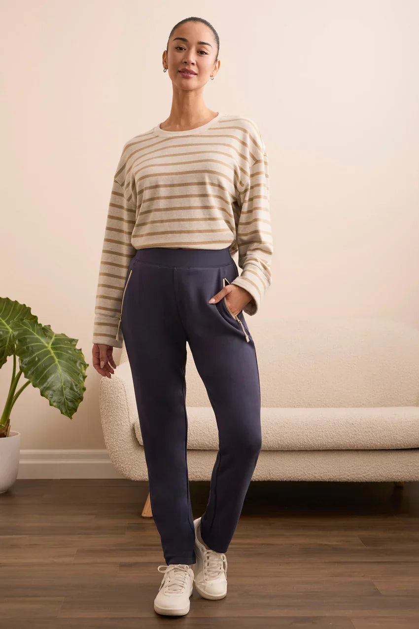 TECHNO LUX CONTRAST TRIM PULL-ON ANKLE PANTS