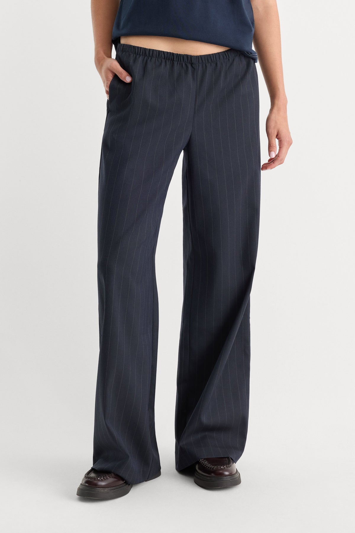 THE PINSTRIPE PULL ON TROUSER | NAVY PINSTRIPE