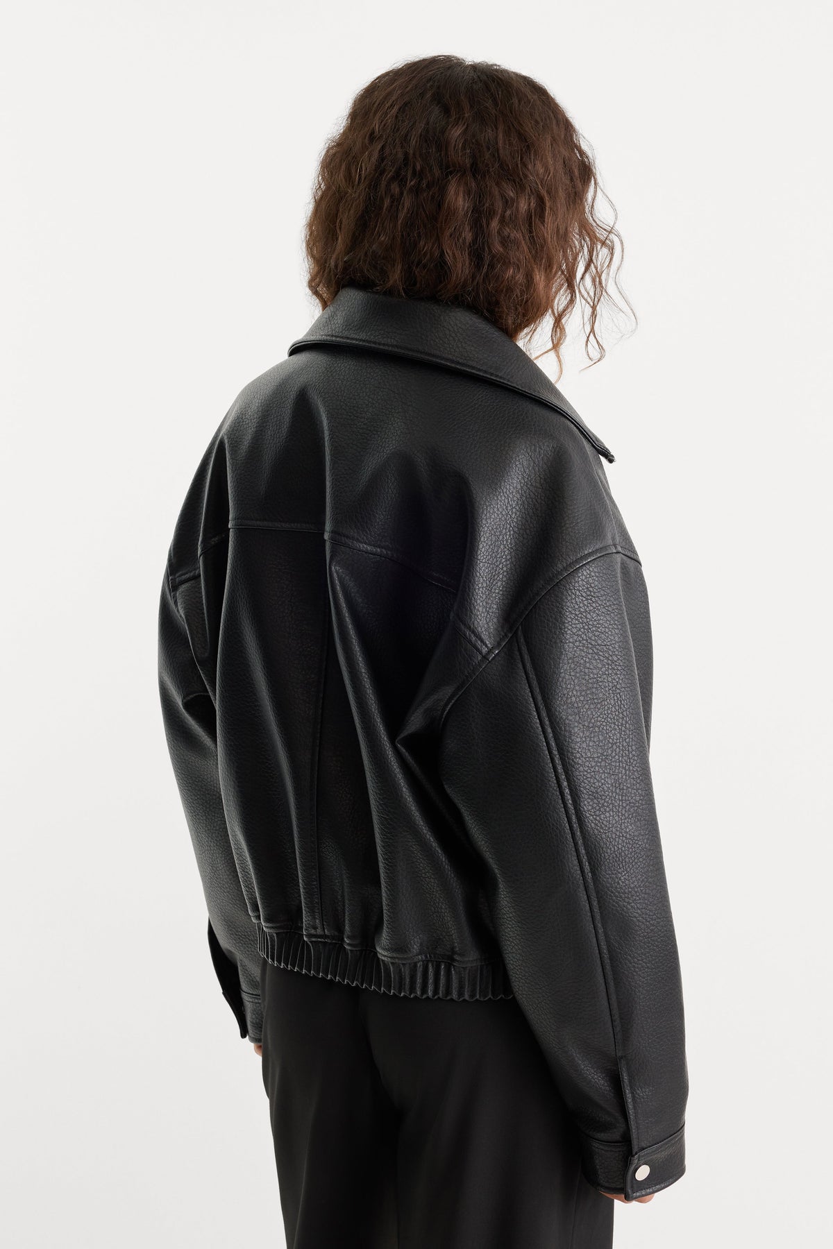 THE BETTER THAN LEATHER FUNNEL JACKET | BLACK001