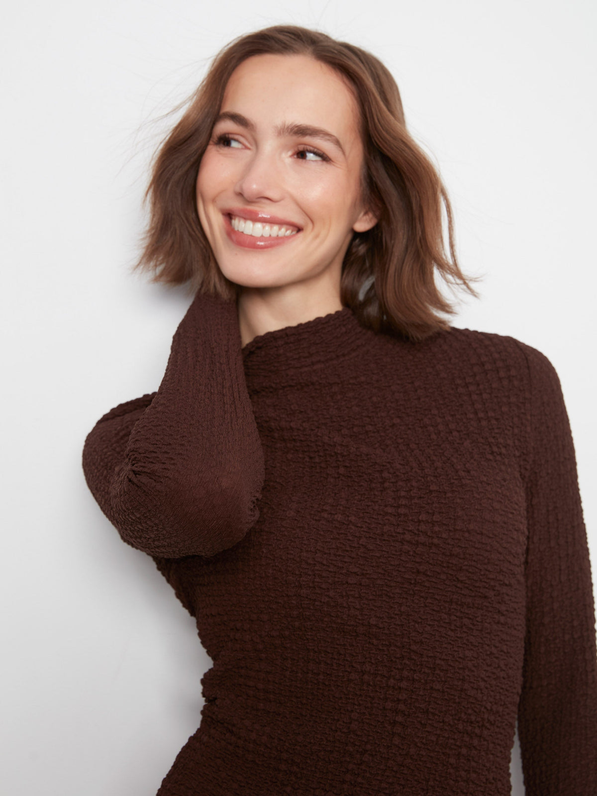 Bubble Knit Mock Neck Top - Coffee