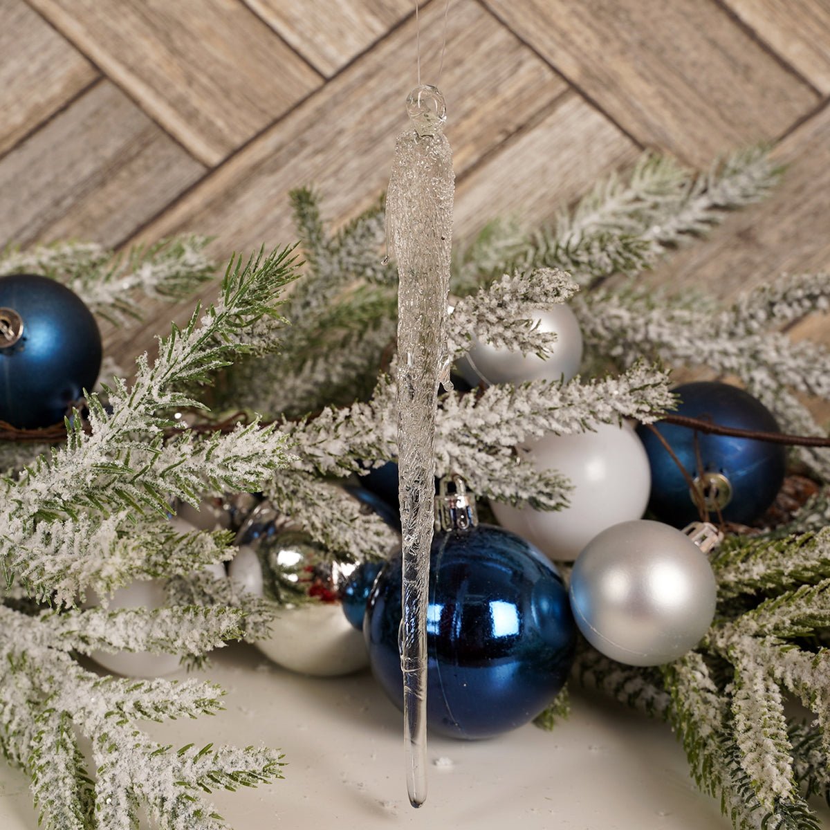 7 Inch Glass Icicle Set