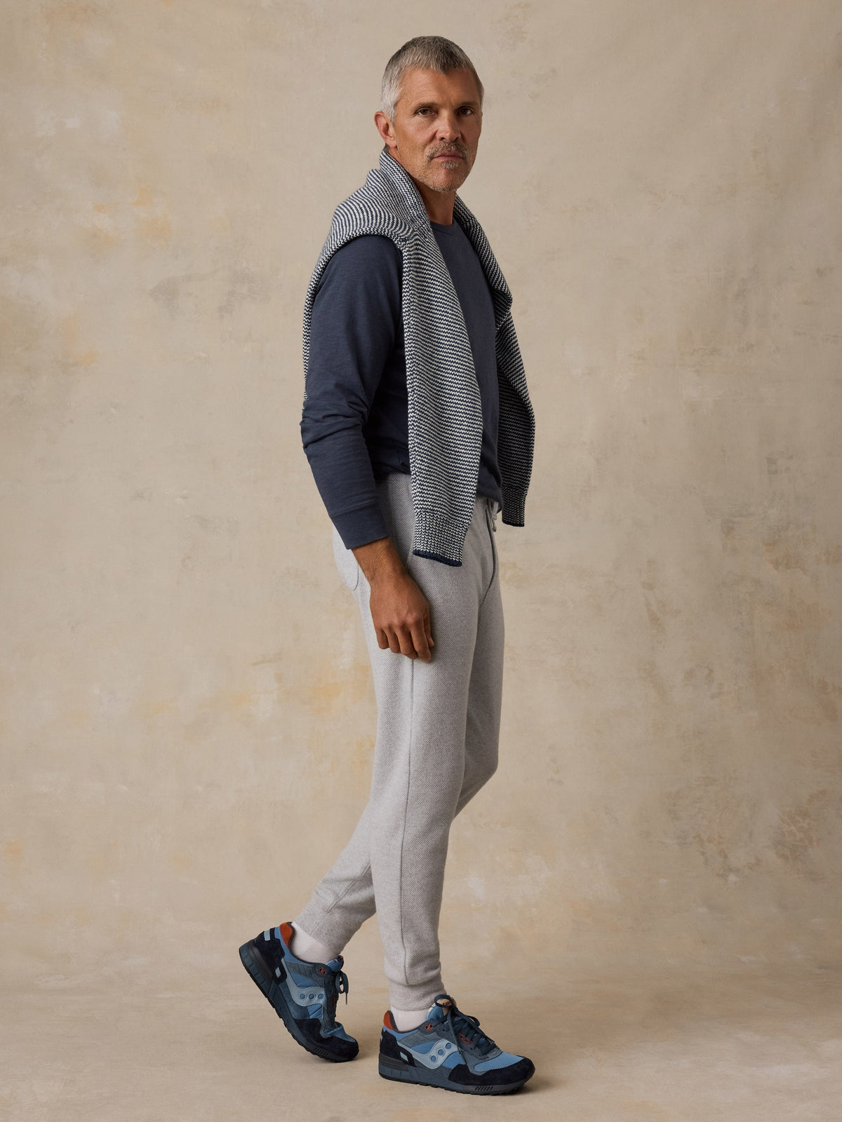 Legend Sweatpant - Light Heather Grey