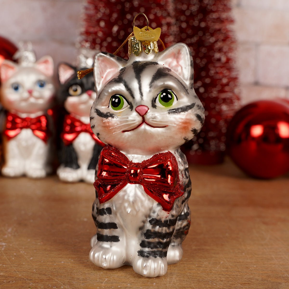 NG Cat With Bow Ornament