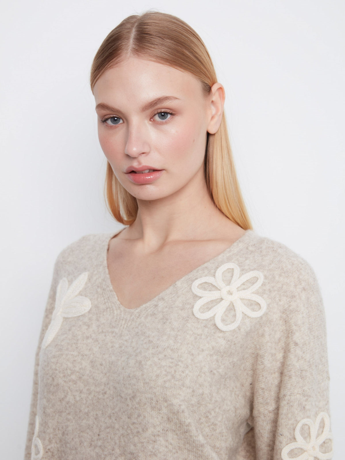 Floral Appliqué V-Neck Sweater - Heather Almond