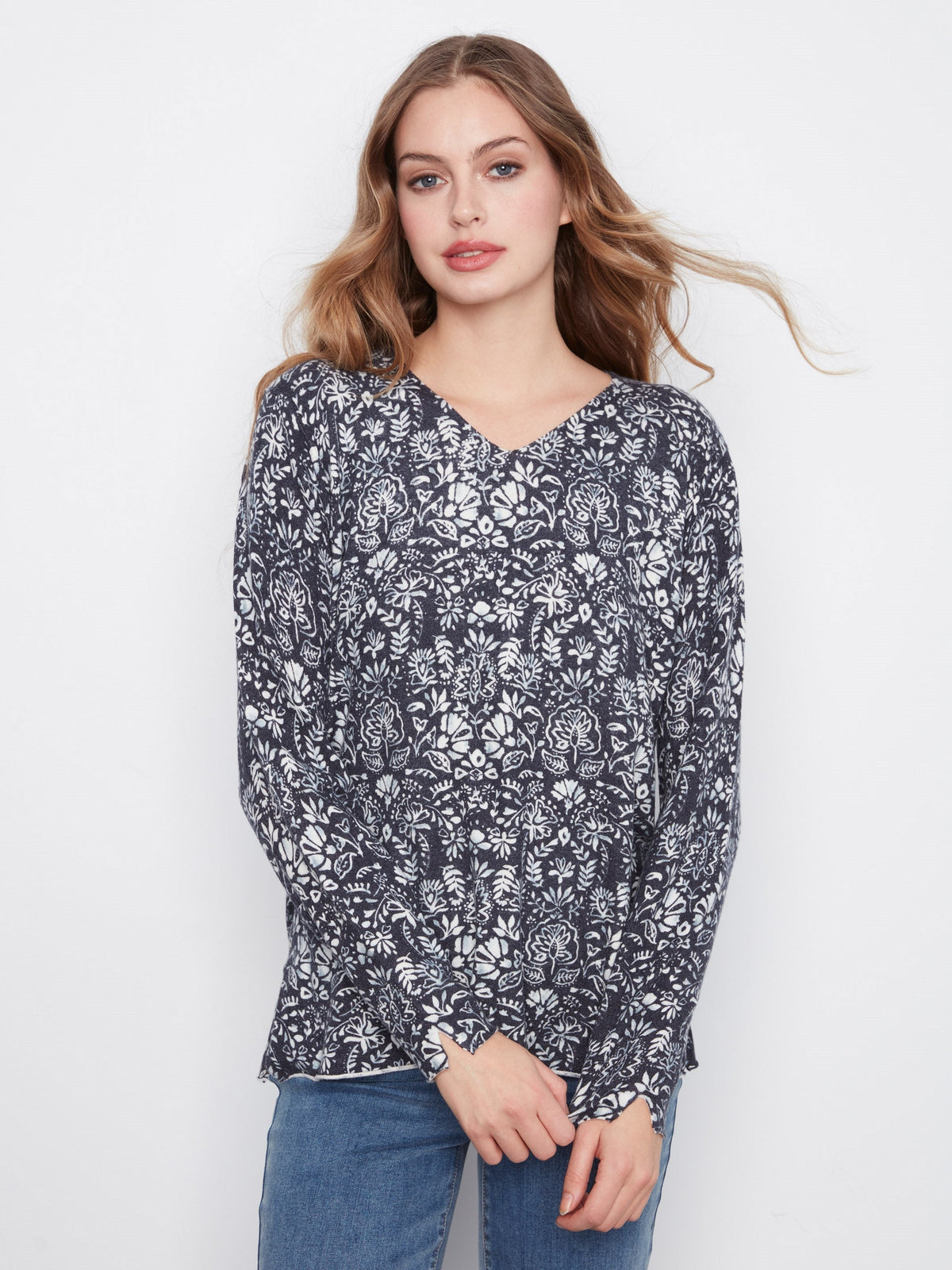 Printed V-Neck Sweater - Botanical