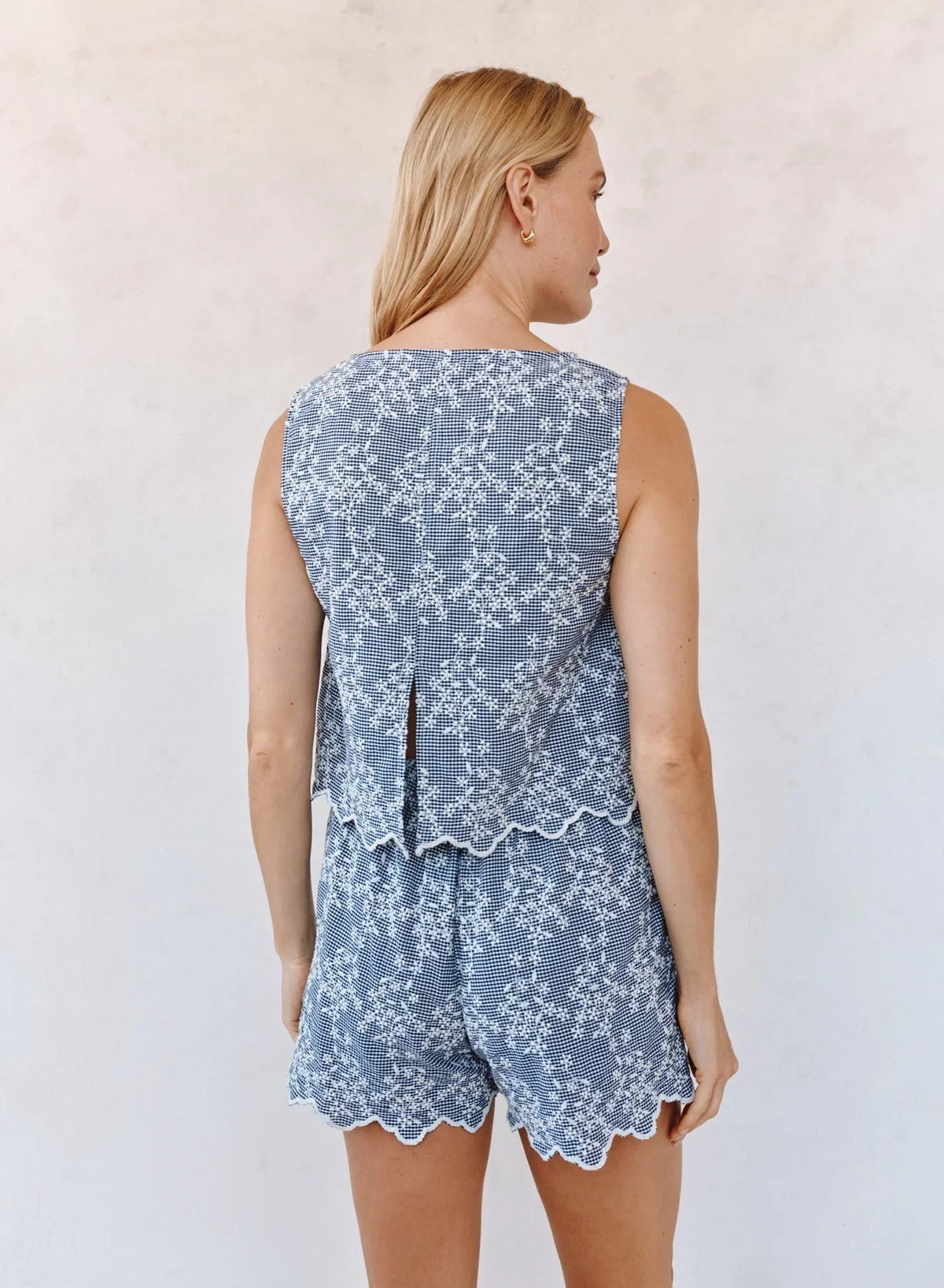 SCALLOP BORDER CATALINA SHORT